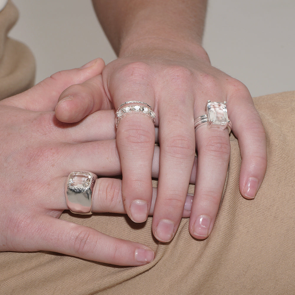 SUMMER GARDEN ENGRAVED SIGNET CRYSTAL RING