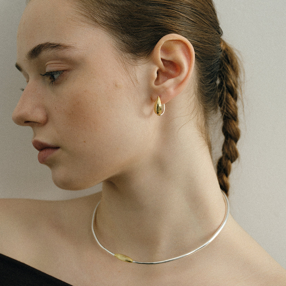 DOUBLE-SIDED TWO-TONE SEEDPOD EARRINGS MINI
