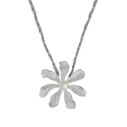 Gardenia Multi-wear Flower Clip