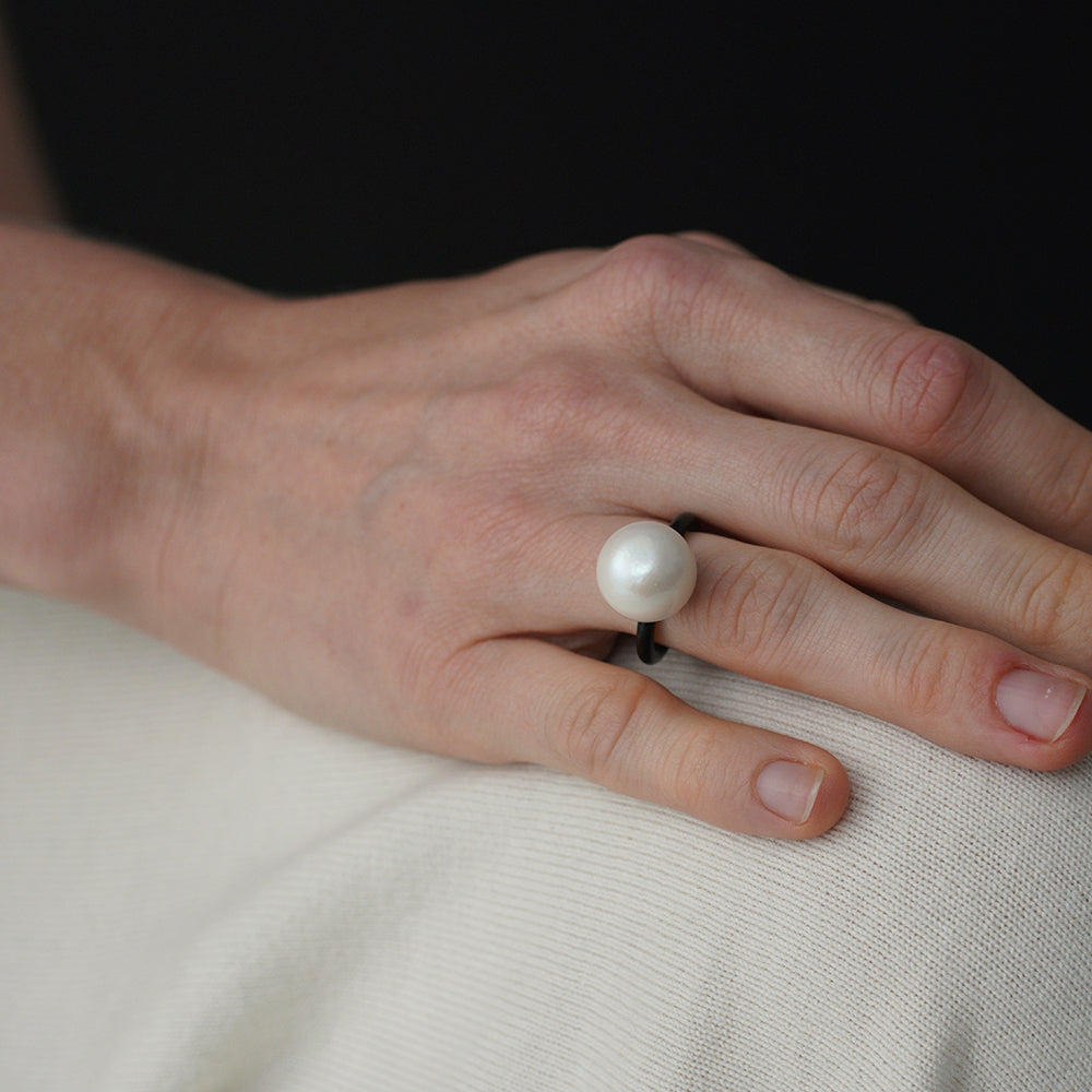 Vintage Enamel Pearl Ring