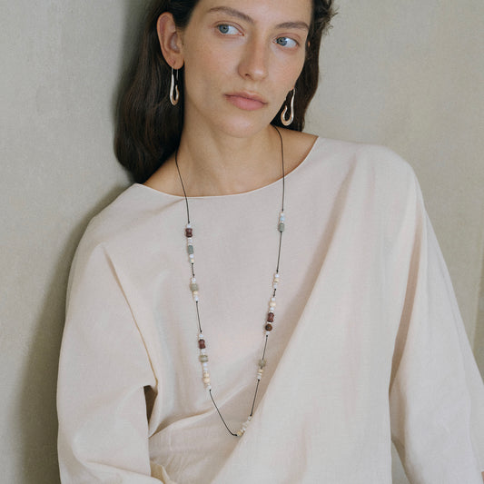 WOODEN BEAD BEAD NECKLACE
