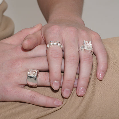 SUMMER GARDEN ENGRAVED SIGNET CRYSTAL RING