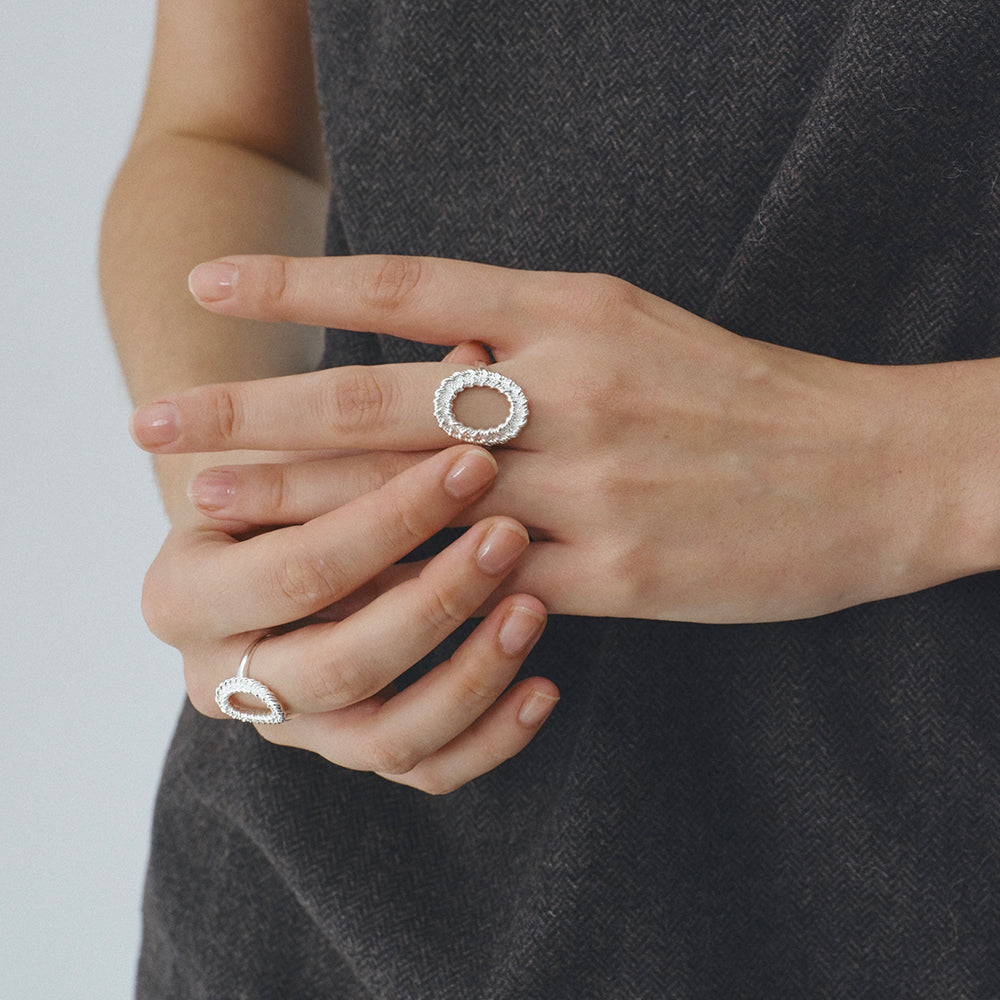 Floating Pattern Circular Adjustable Open Ring