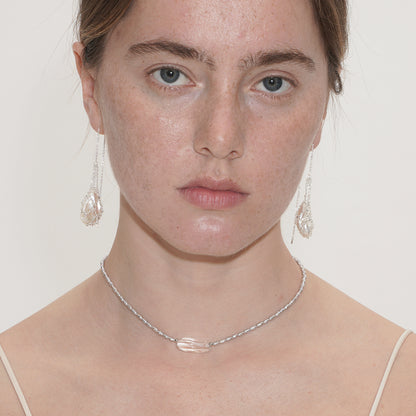 CRYSTAL GRAY PEARL RIBBON NECKLACE