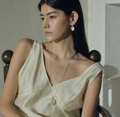 DOUBLE LAYERED NECKLACE MADE OF JADE PULP