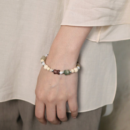 WOODEN BEAD STRING BRACELET