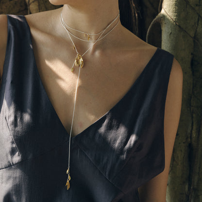 Leaf-shaped long necklace