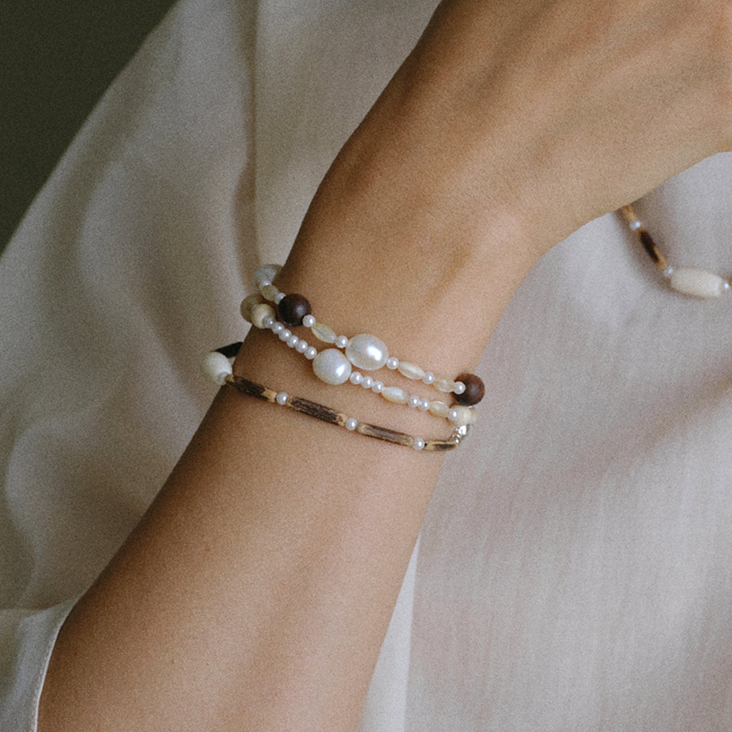 MAGNETIC BEAD BRACELET NECKLACE