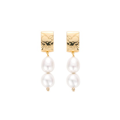 ENGRAVED FLORAL MOTIF PEARL EARRINGS