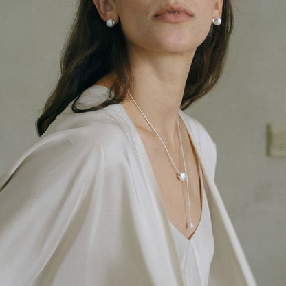 PEARL BRUSHED TRANSPORT BEAD NECKLACE