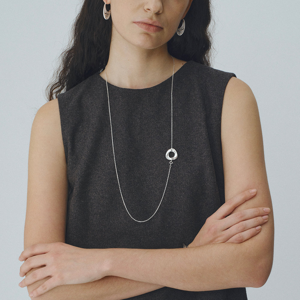 Mobius necklace