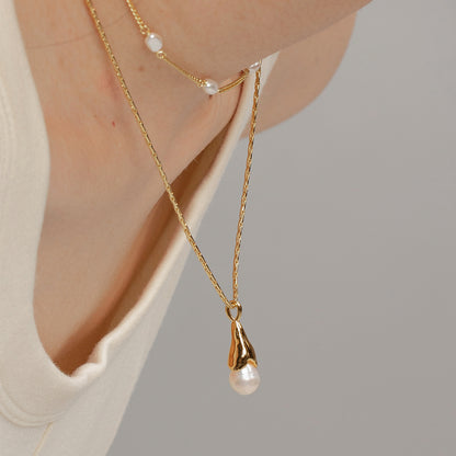 Teardrop Necklace