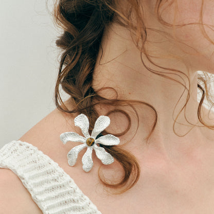 Gardenia Multi-wear Flower Clip